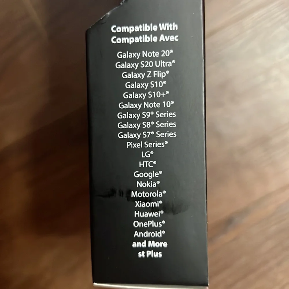 Star Wars Mandalorian Wireless Charge Pad New in factory sealed box Disney - Picture 11 of 14